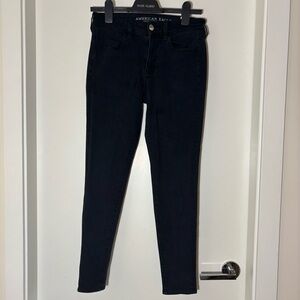 American Eagle Black High-Rise 360 Super Stretch Jegging size 4 short